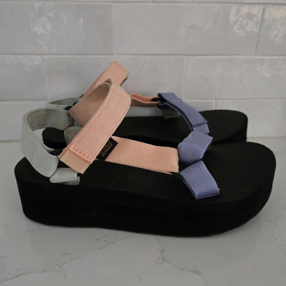 Teva Shoes - Teva Flatform Universal Velcro Sandals Sherbert Black Green Blue Coral Size 8